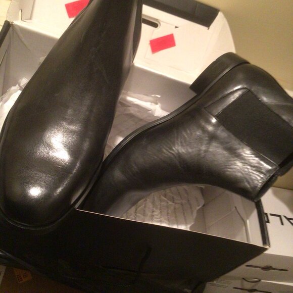 Aldo Black Leather Ankle Boot New Size 12 M - Picture 2 of 5